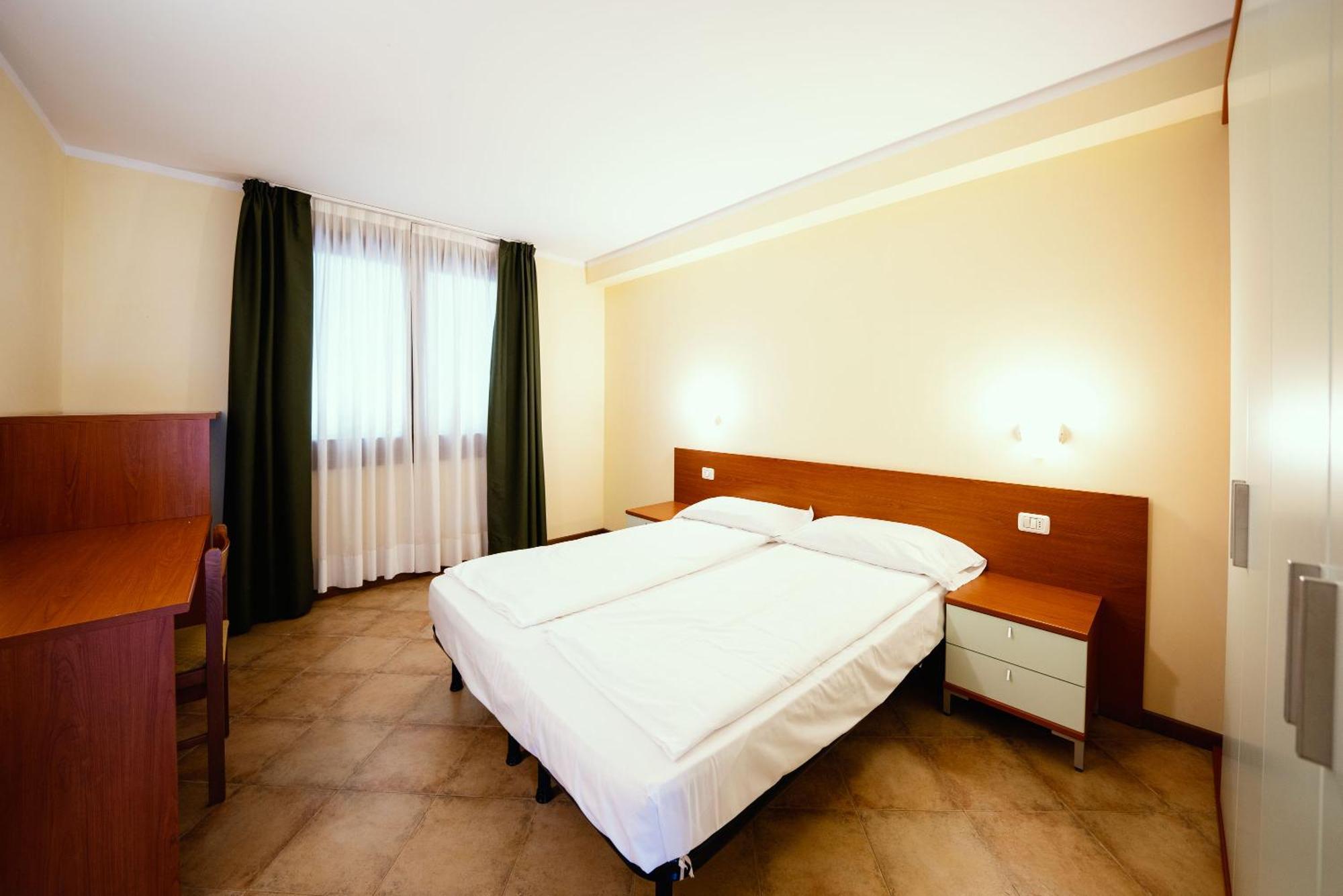 Campi Apartahotel Tremosine