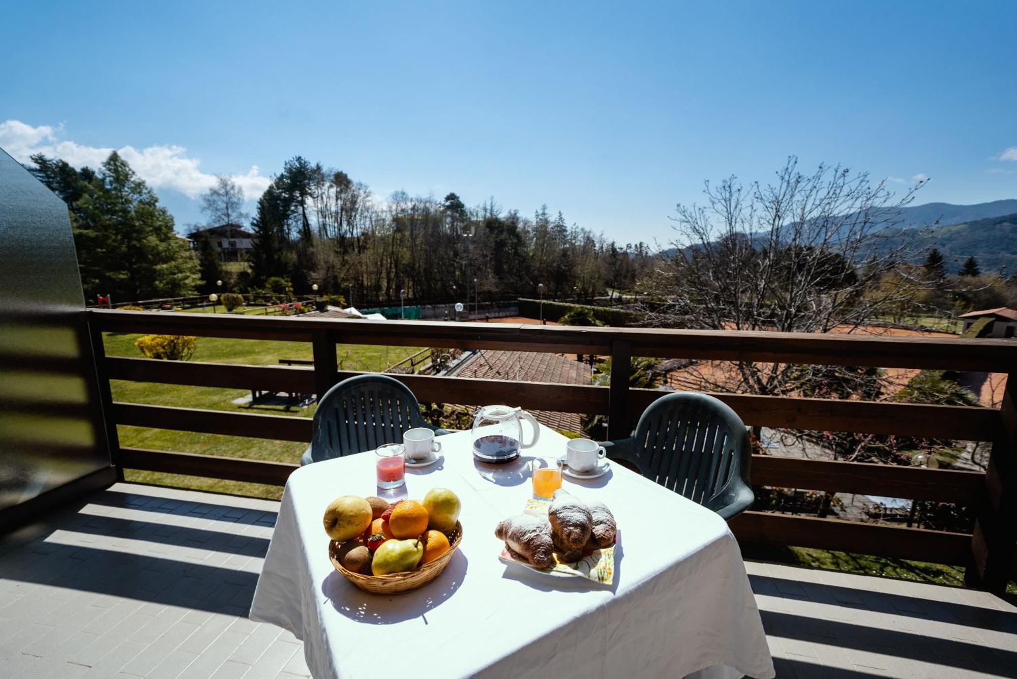 Campi Apartahotel 4*